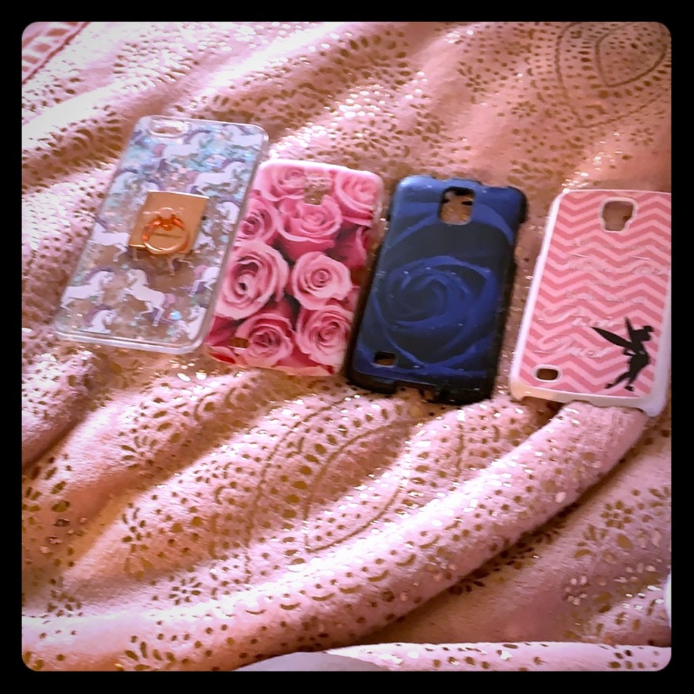 Samsung galaxy s 4 and one iPhone case